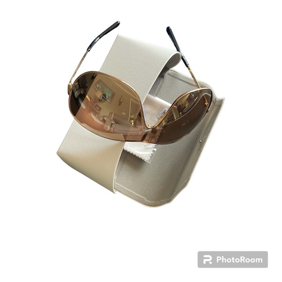 Michael Kors Collection Park Avenue Sunglasses - Gold - LIKE NEW - Picture 8 of 11